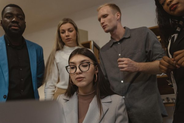 Les meilleurs bureaux assis-debout économiques de 2026