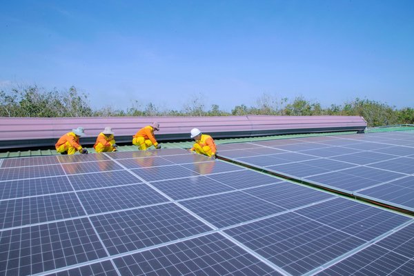 Découvrir l'expertise de Libre Énergie en solaire : 20 ans d'innovation énergétique
